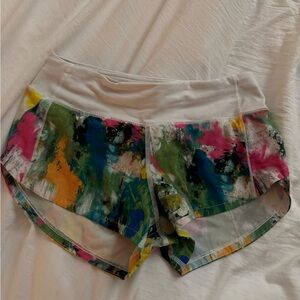 Lululemon mid rise speed up shorts limited edition color size 2